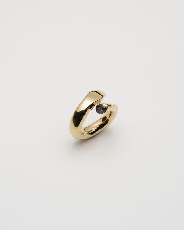 Bold Snake Ring- Black Onyx (Mara descripcion)
