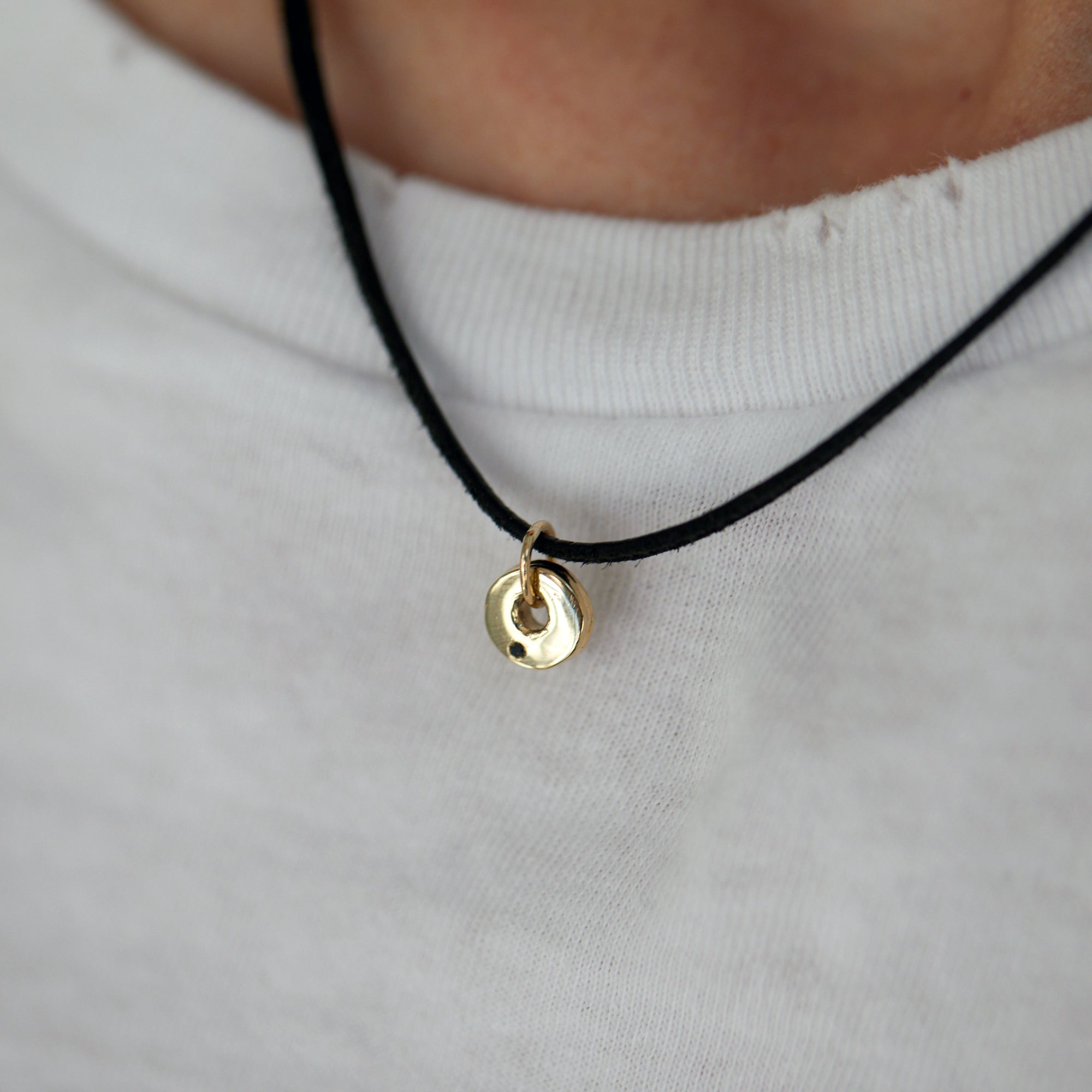 Raw Round Pendant - Gold