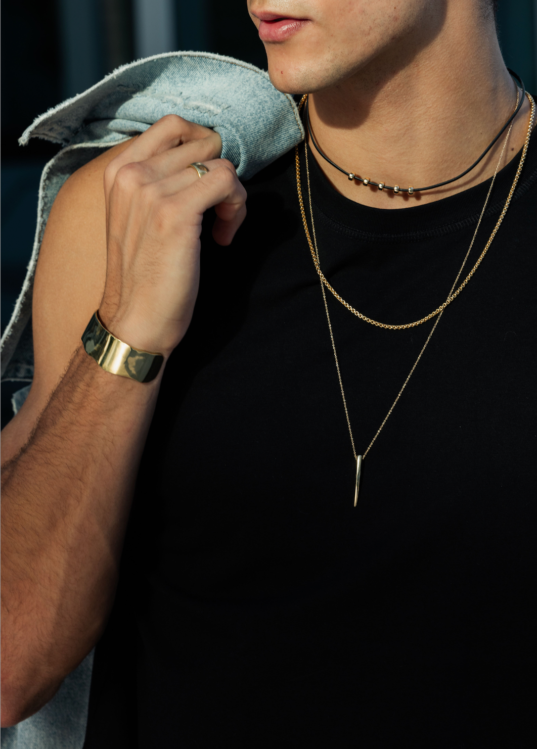 Men's Long Horn Necklace - Gold