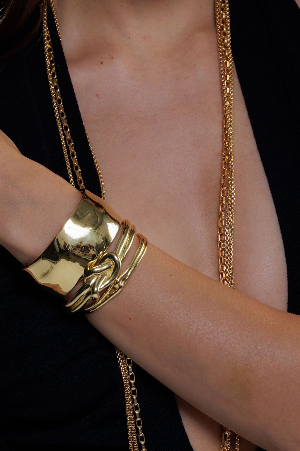 Raw Love Knot Cuff - 14K Gold Plated