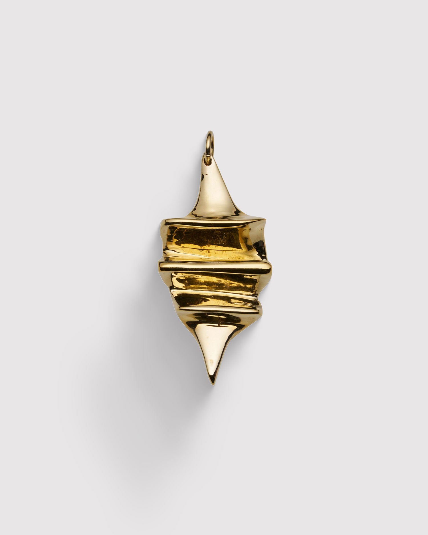BOLD RIDGE PENDANT - 14K GOLD PLATED BRASS