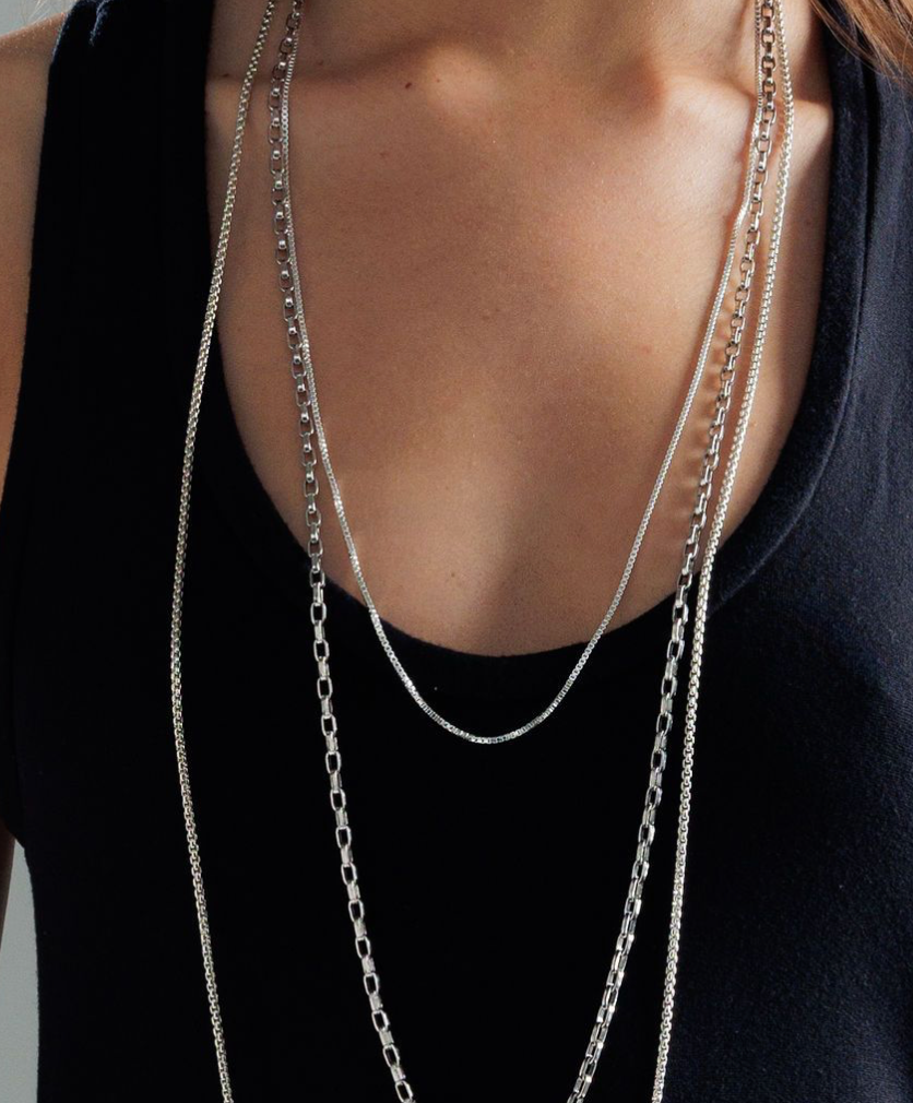 Paris Necklace- Silver (photo Ronnie/Add right / Live)